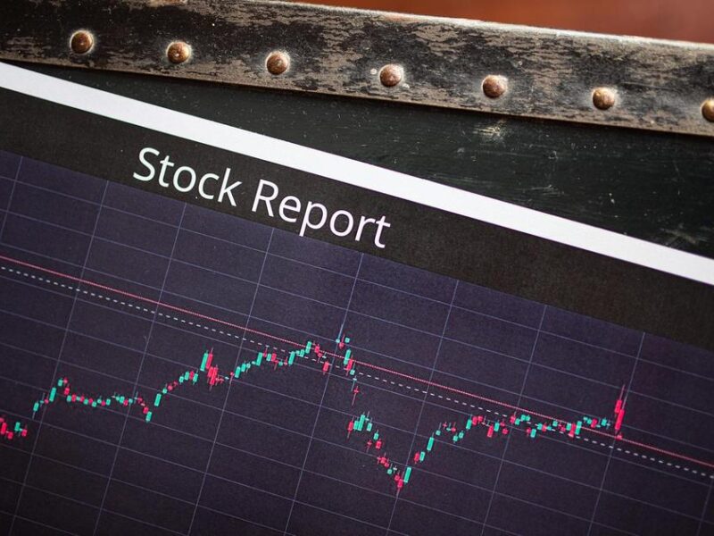 5 Stocks with Over 100% Profit Growth Trading at Up to 40%
