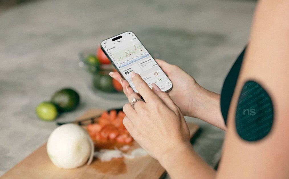 AI Nutrition Tracking Apps in 2026: Do They Actually Help You Eat Better?