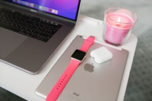 apple-products-macbook-ipad-airpods-prime-day-sale-deals
