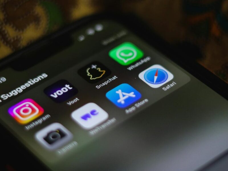 Apple's 2026 Siri Redesign: Gemini Integration Enhances AI