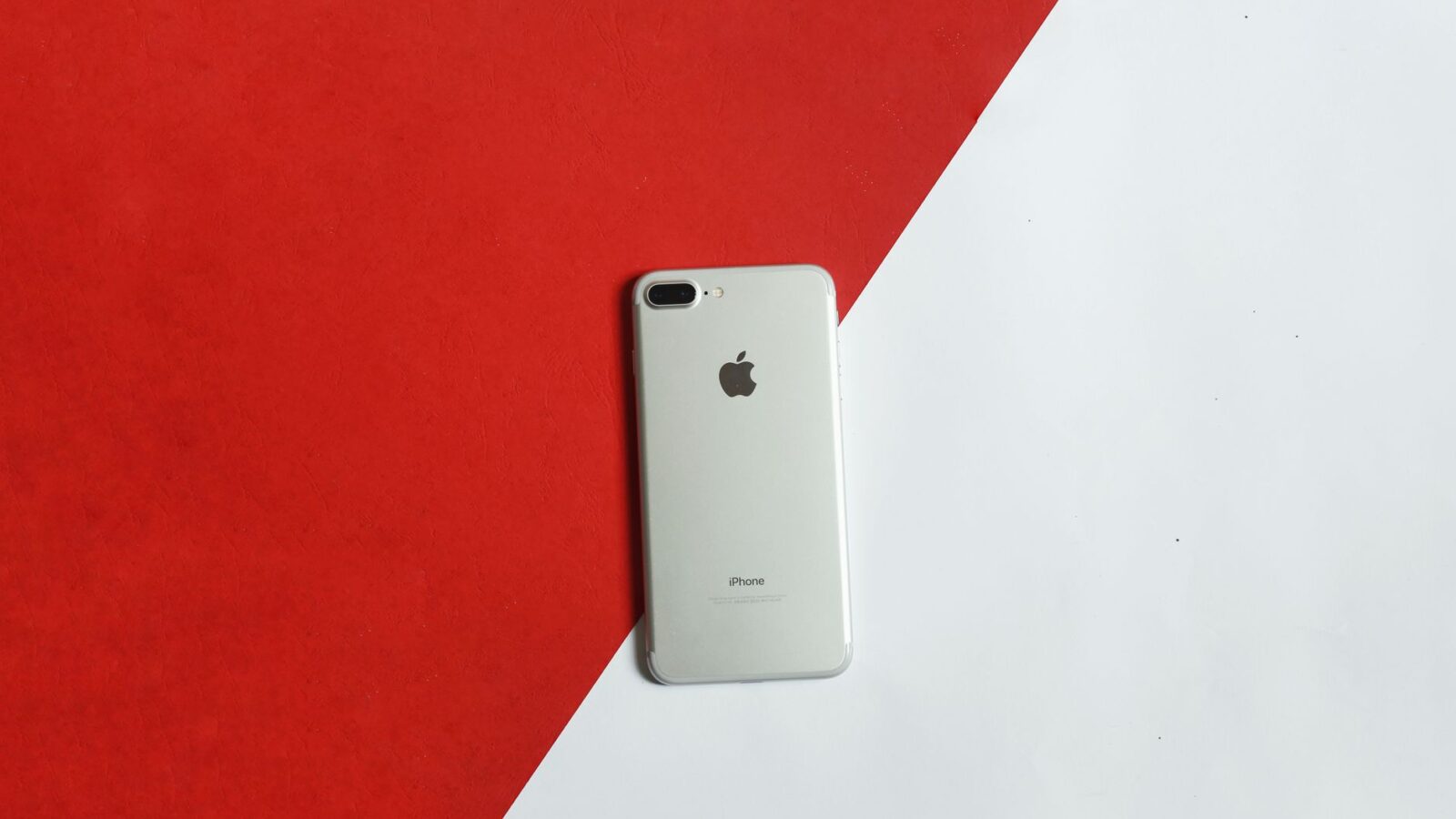 Apple WWDC 2026 Siri rebuilt on Google Gemini iOS 27