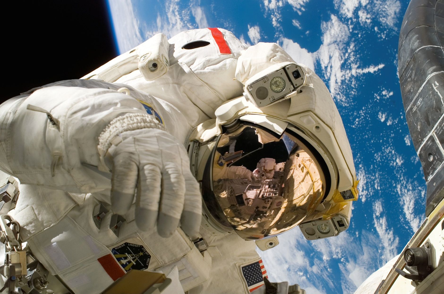 Artemis 3 Crew and ISS Work