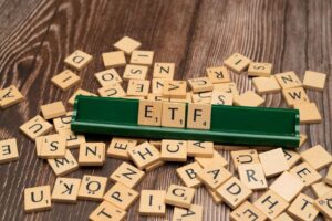 Diversify with Vanguard ETF Amid AI Stock Concerns