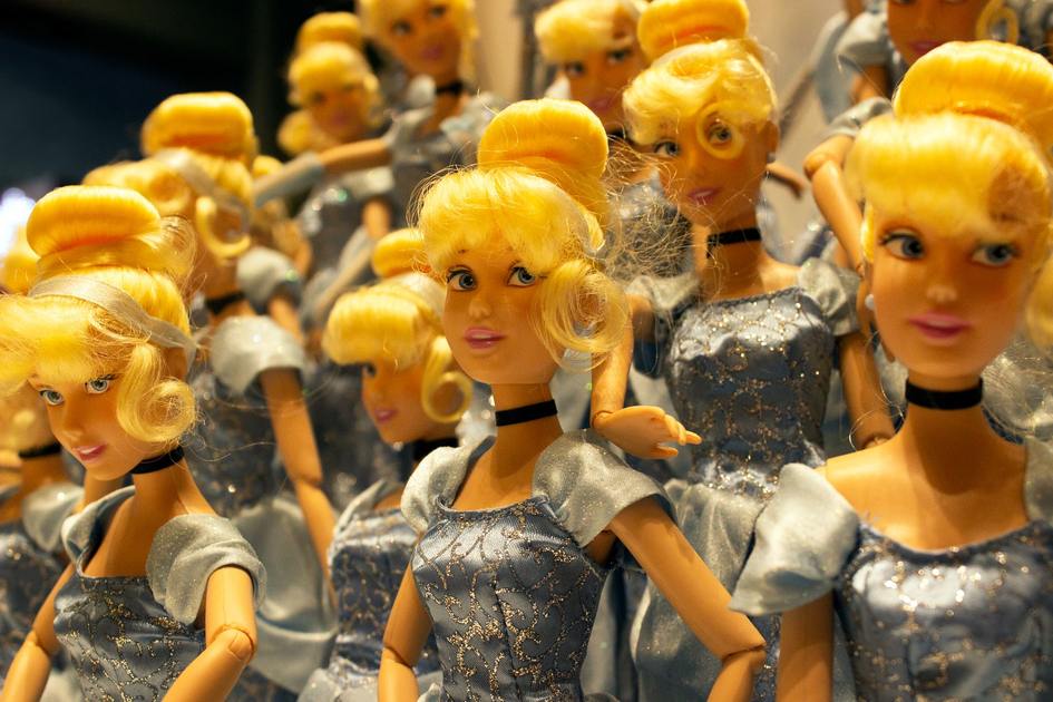 Entertainment Update: Barbie's Cradle reunite for concert, new