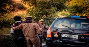 explosion-car-bomb-investigation-securit