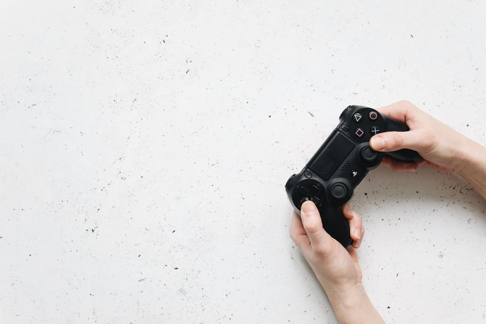 Gaming Update: PS5 and Xbox Series X/S Sales Plummet to Record