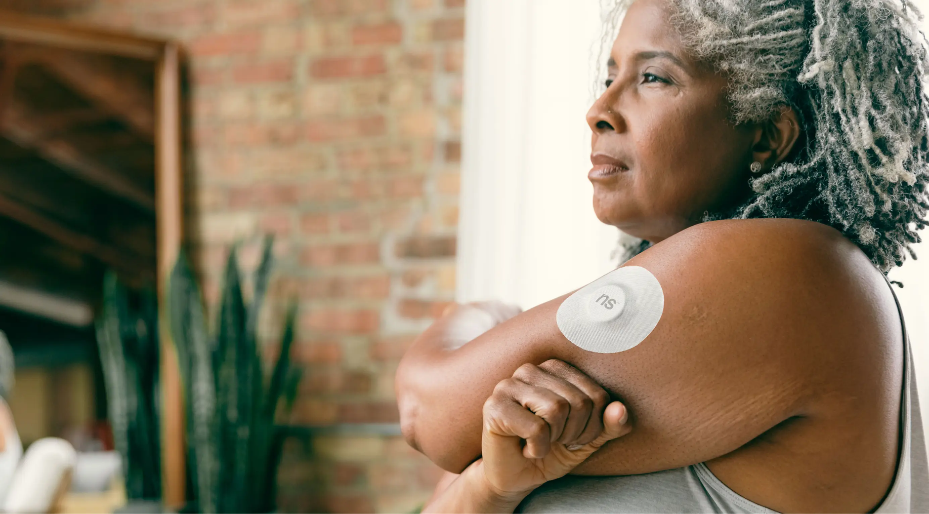 Wearable health sensor technology features
