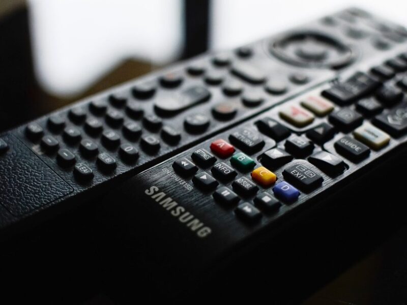 How to Cast to a Samsung TV from Phone or Laptop