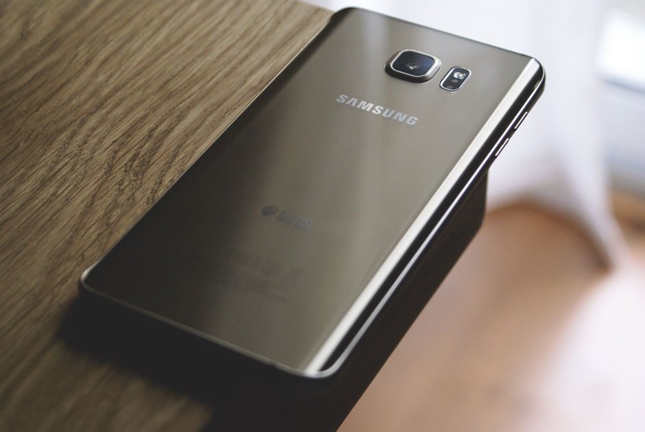 How to Factory Reset a Samsung Phone