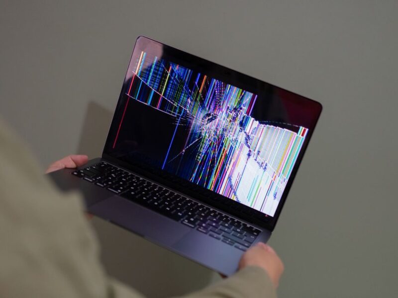 How to Fix a Glitching or Flickering Chromebook Screen
