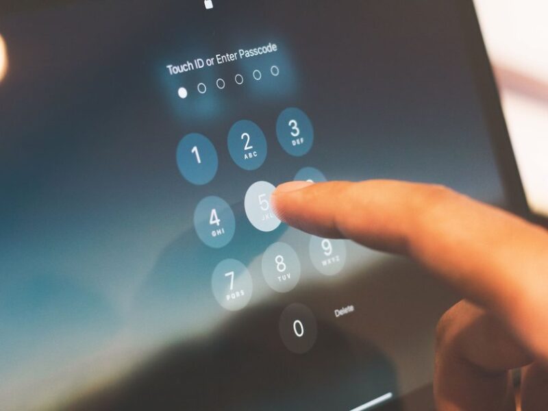 How to Unlock a Samsung Phone: All Methods Explained