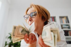 Roth IRA vs Traditional IRA: Which Is Right for You