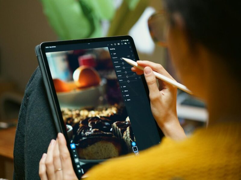 iOS 27 AI Photo Editing: Extend, Enhance, Reframe Features