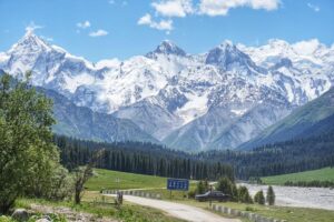 Kyrgyzstan Pushes Back Against BRI Debt Terms as Projects Face Completion Delays