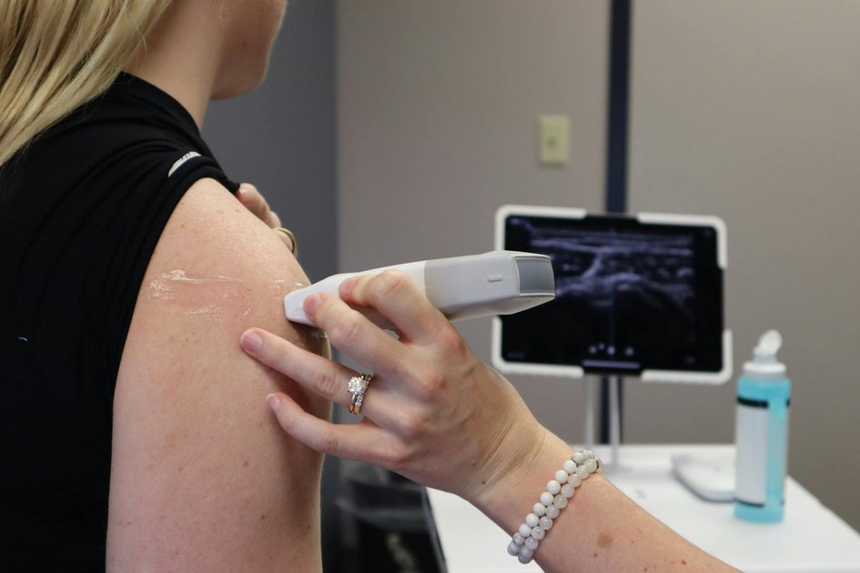 MIT Ultrasound Wristband Turns Hand Gestures Into Robot Training