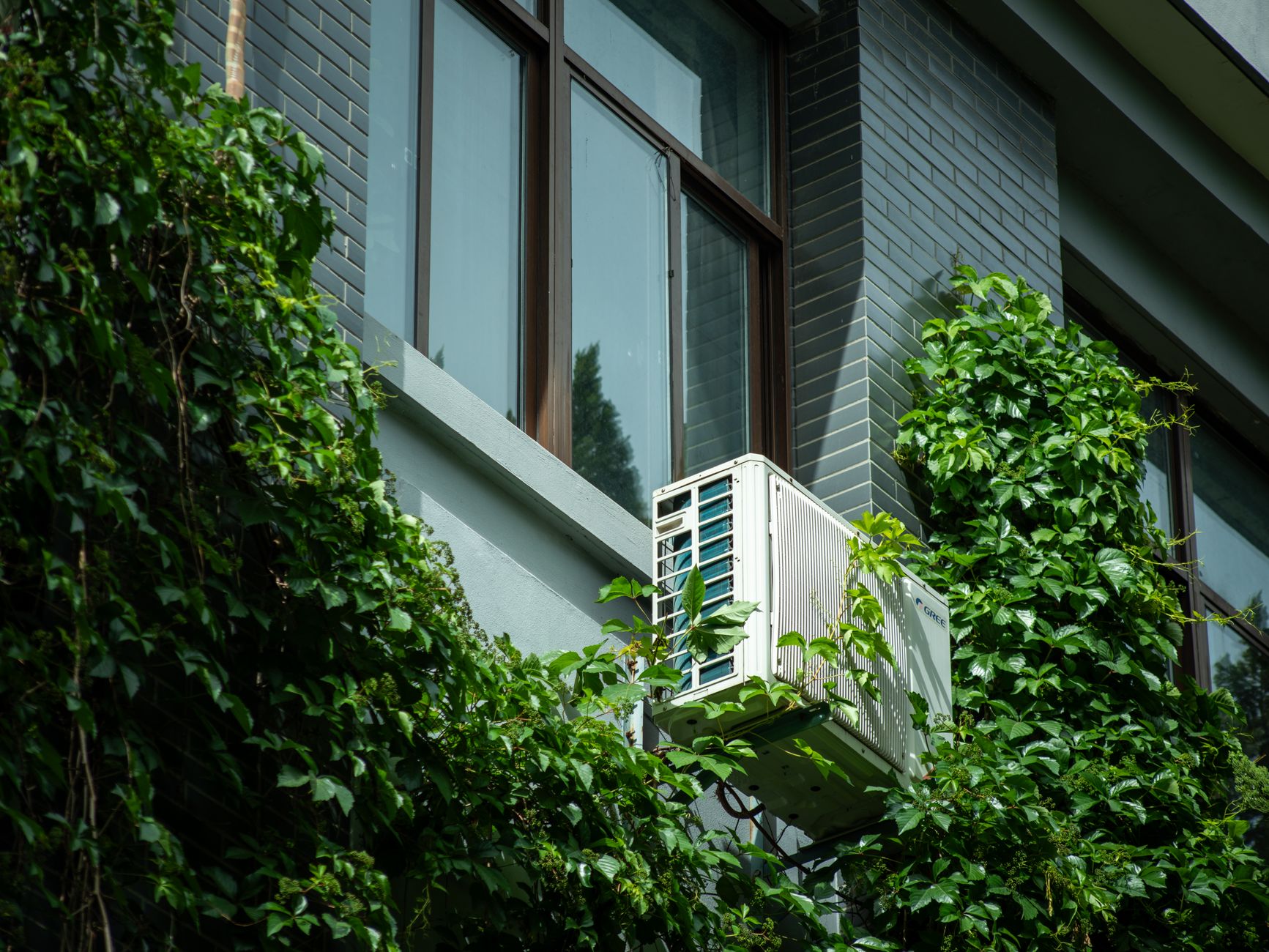 Natural refrigerant alternatives and green cooling