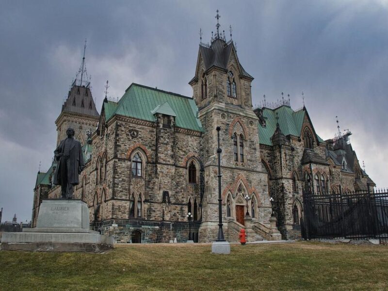 New Canadian Laws Taking Effect in June 2026: What Changes for Canadians