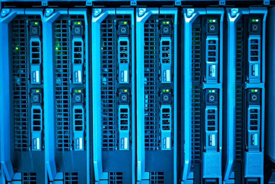 Distributed server nodes connected across a global network map