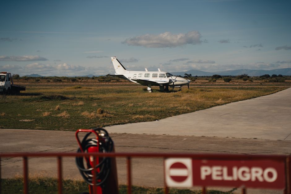 Emergency services at a small aircraft crash site