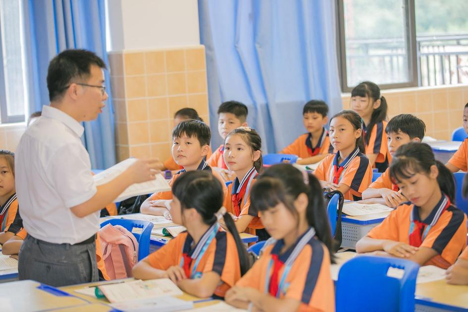 Russia Spends Hundreds of Millions on Schools in Central Asia to Defend Fading Regional Influence