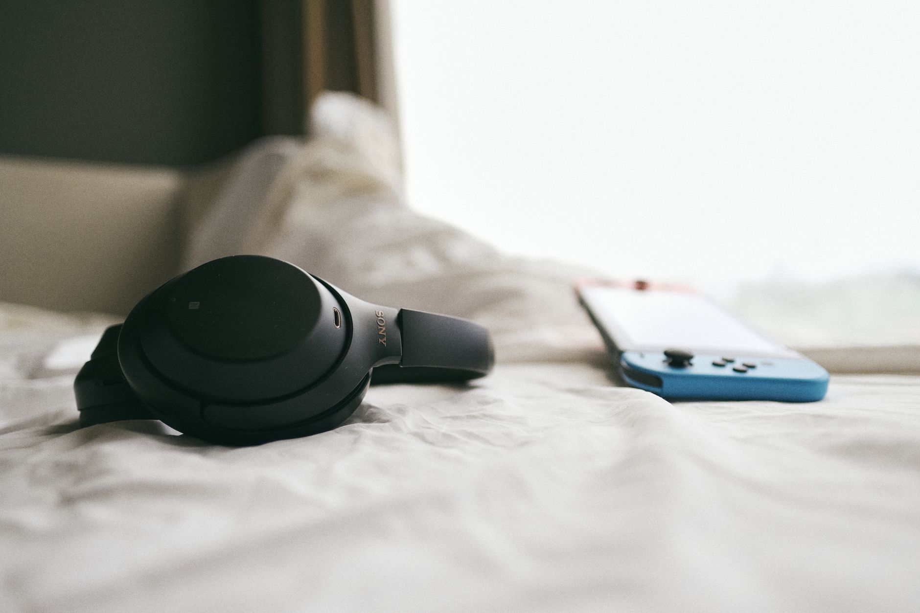 Sony WH-1000XM5 and XM6 Prime Day deals compared