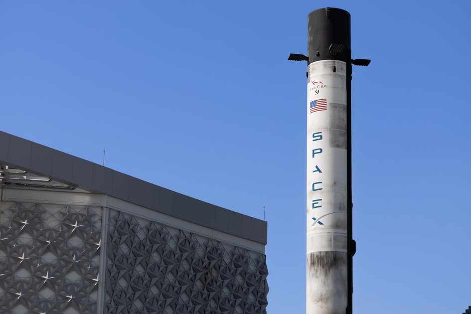 SpaceX IPO: Elon Musk Becomes World's First Trillionaire as Stock Surges 19% on Nasdaq Debut