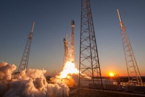 spacex-rocket-1