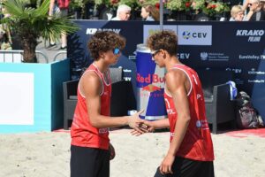 Sports Update: Hutnik Krakow (POL) v Lubaczow (POL) live scores