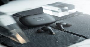 wireless-earbuds-noise-cancelling