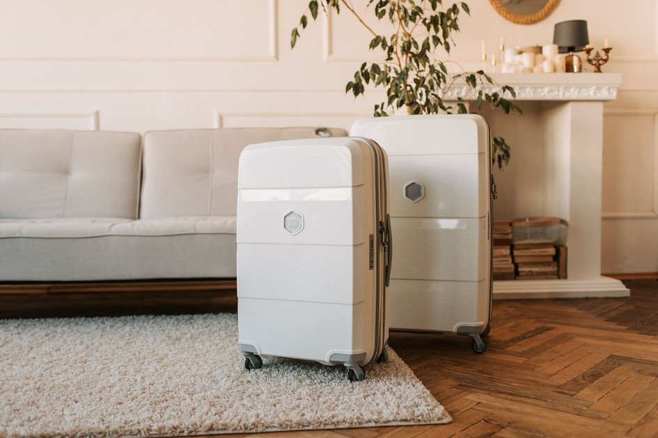 Your Luggage Says More About You Than You Think - The Psychology of Travel Bags