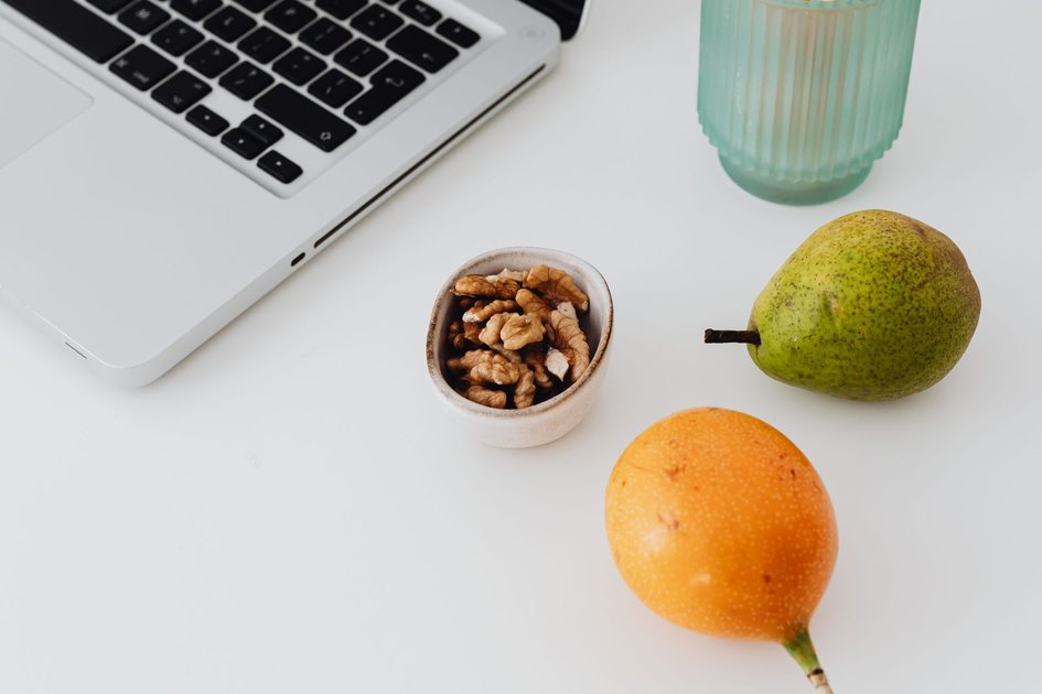 4 'Healthy' Habits That Slow Metabolism After 40